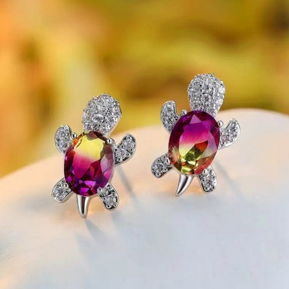 âJust Keep Swimmingâ Turtle Diamond Stud Earrings - Picture 1 of 11